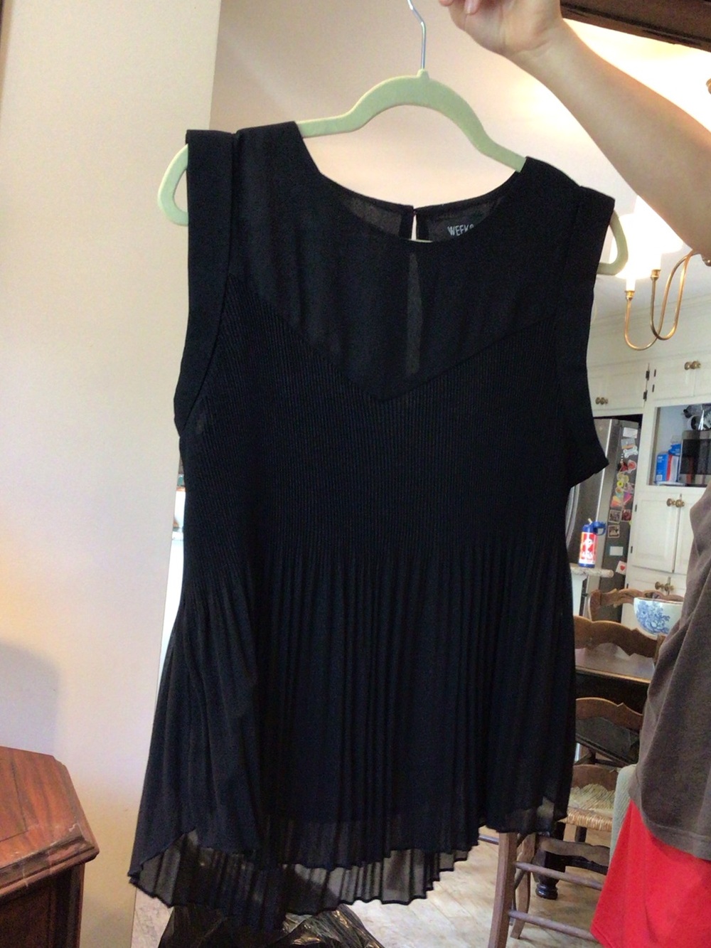 Sleeveless Black Pleated Tunic Top